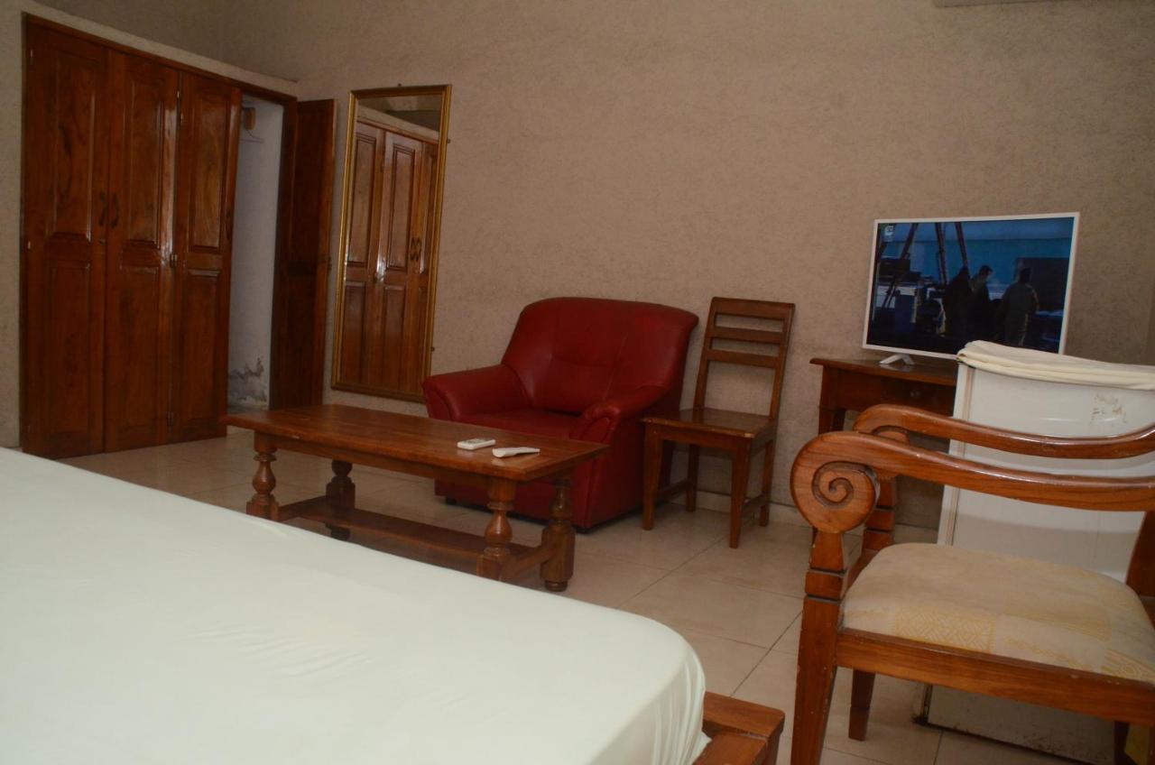 Hotel Ambassadors Lomé Exterior photo